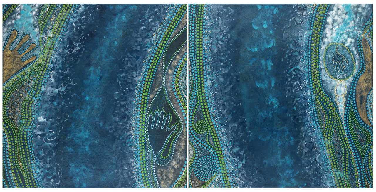 Tableau Nomade N-2240, diptyque, 2 carrés de (40 x 40 cm). Exemple d'accrochage (n°4) à l'horizontale (dimension totale ici env. 40 x 80 cm). Technique acrylique sur toile. Tons de bleus, blancs, dorés et verts. Série "Océaniques" (c) Elvire Parazols